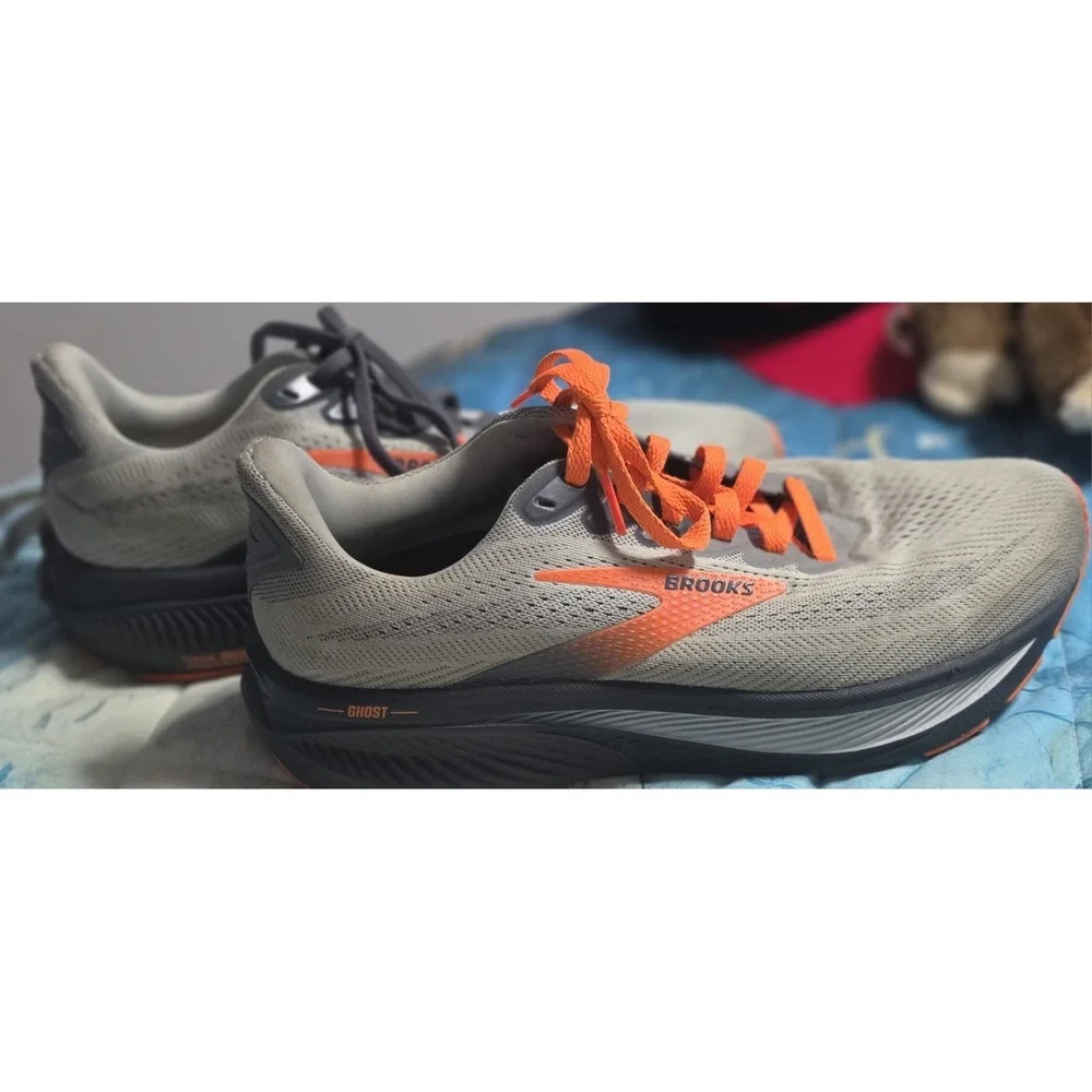 Brooks Ghost 17 Mens 9 Extra Wide 4E Running Shoes Gray Orange 1104424E048
